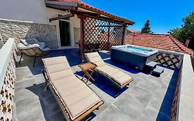 Apartment Karuzz